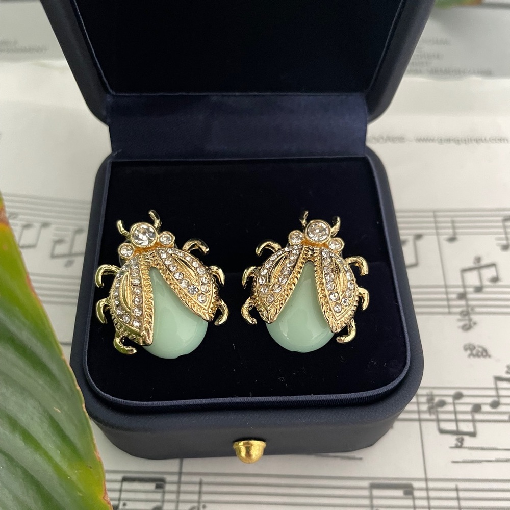 Ladybug mint green rhinestone Earrings Earstuds✨✨